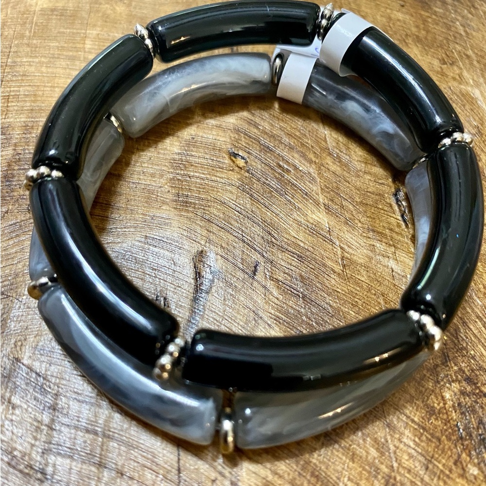 NWT Handmade Acrylic Tube Stackable Bracelets